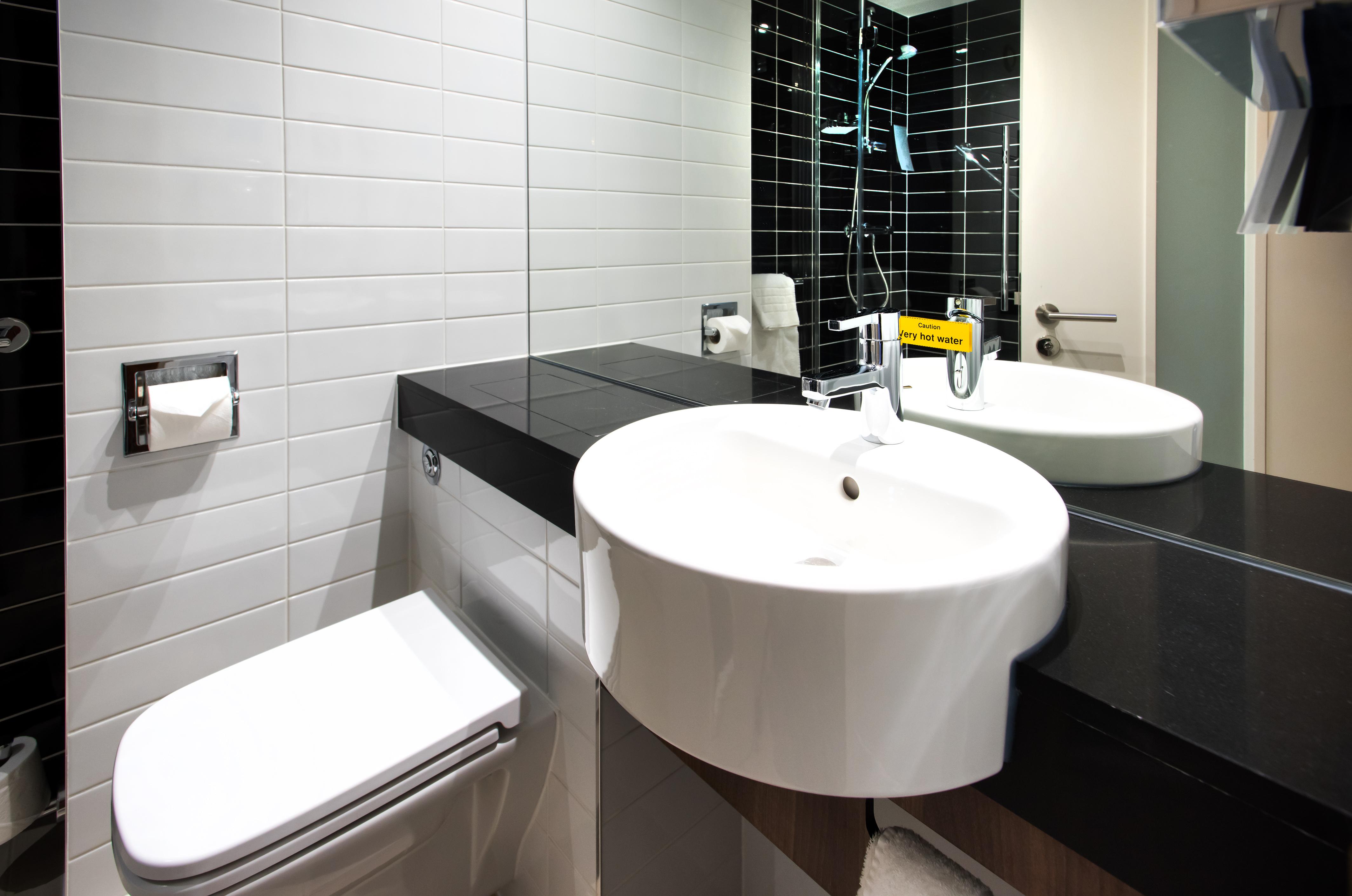 Holiday Inn Express London-Wimbledon-South, An Ihg Hotel Eksteriør billede