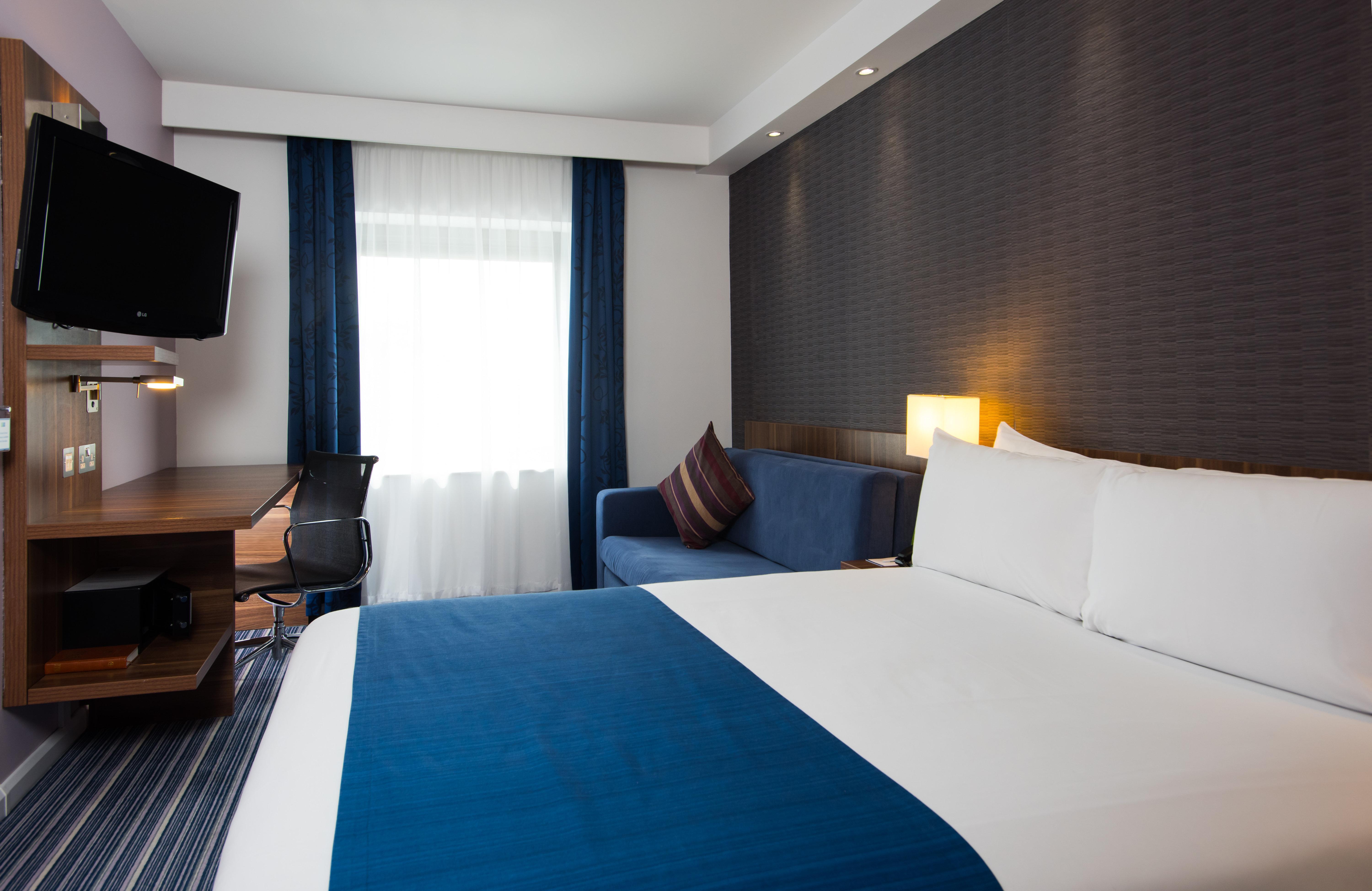 Holiday Inn Express London-Wimbledon-South, An Ihg Hotel Eksteriør billede