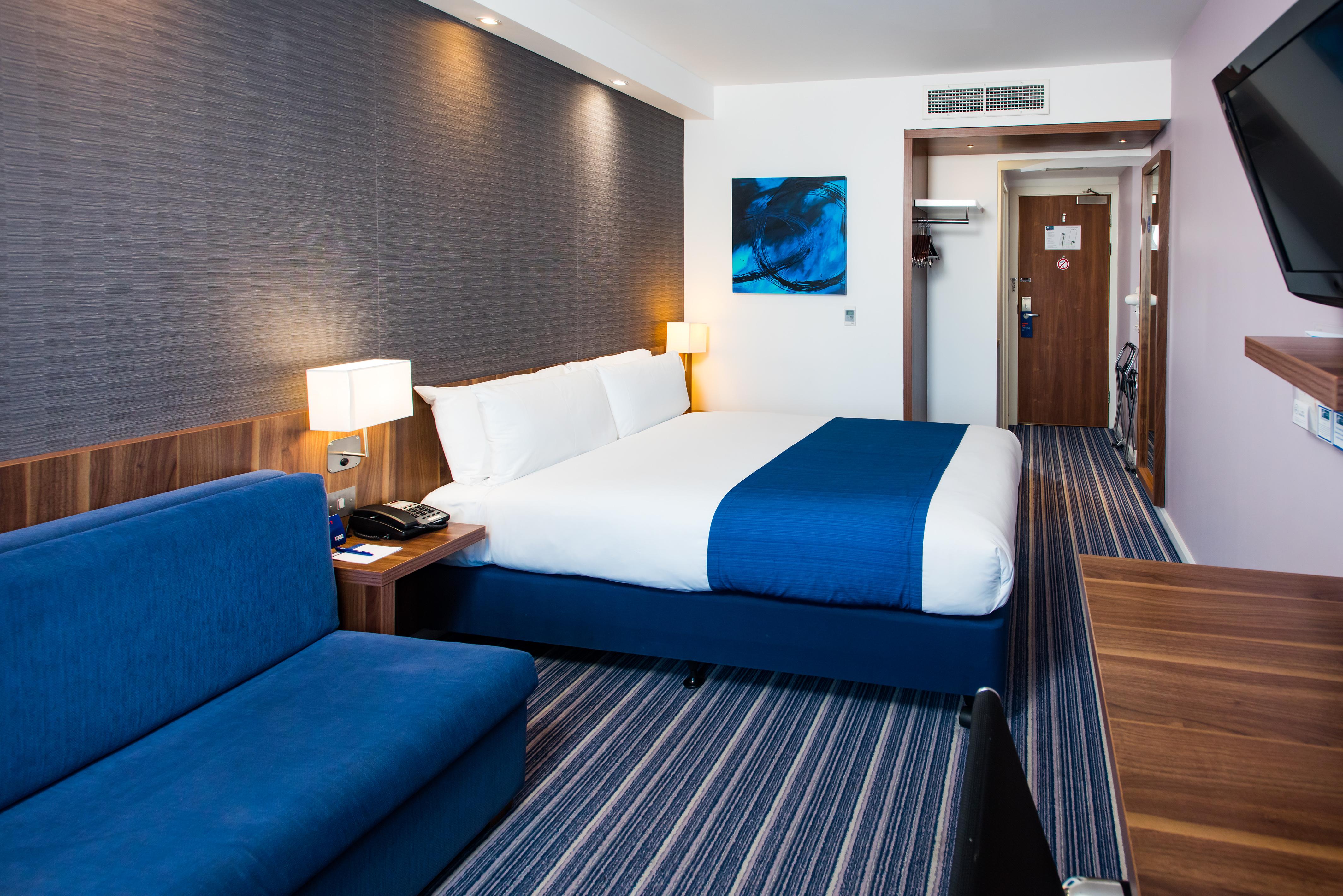 Holiday Inn Express London-Wimbledon-South, An Ihg Hotel Eksteriør billede