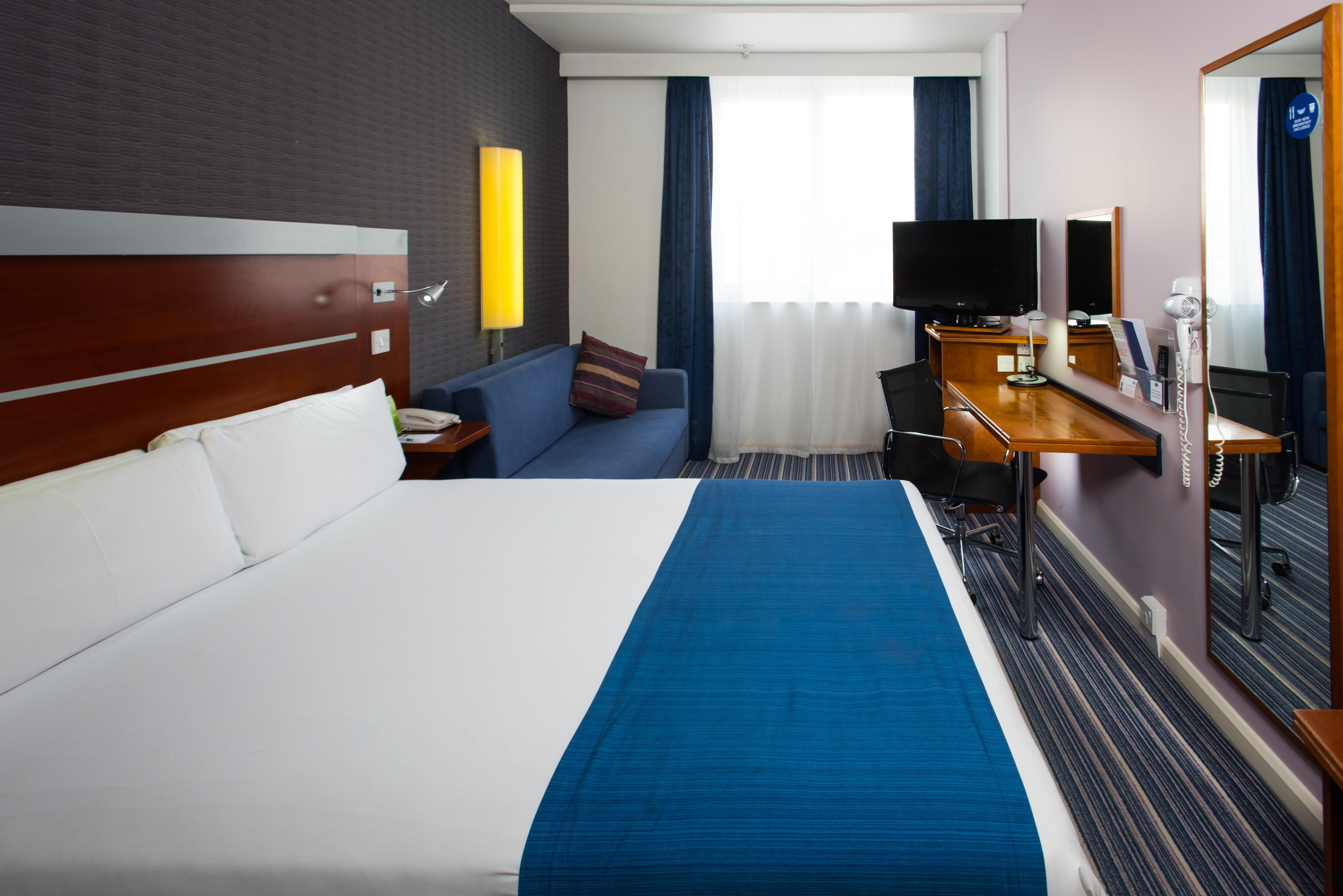 Holiday Inn Express London-Wimbledon-South, An Ihg Hotel Eksteriør billede