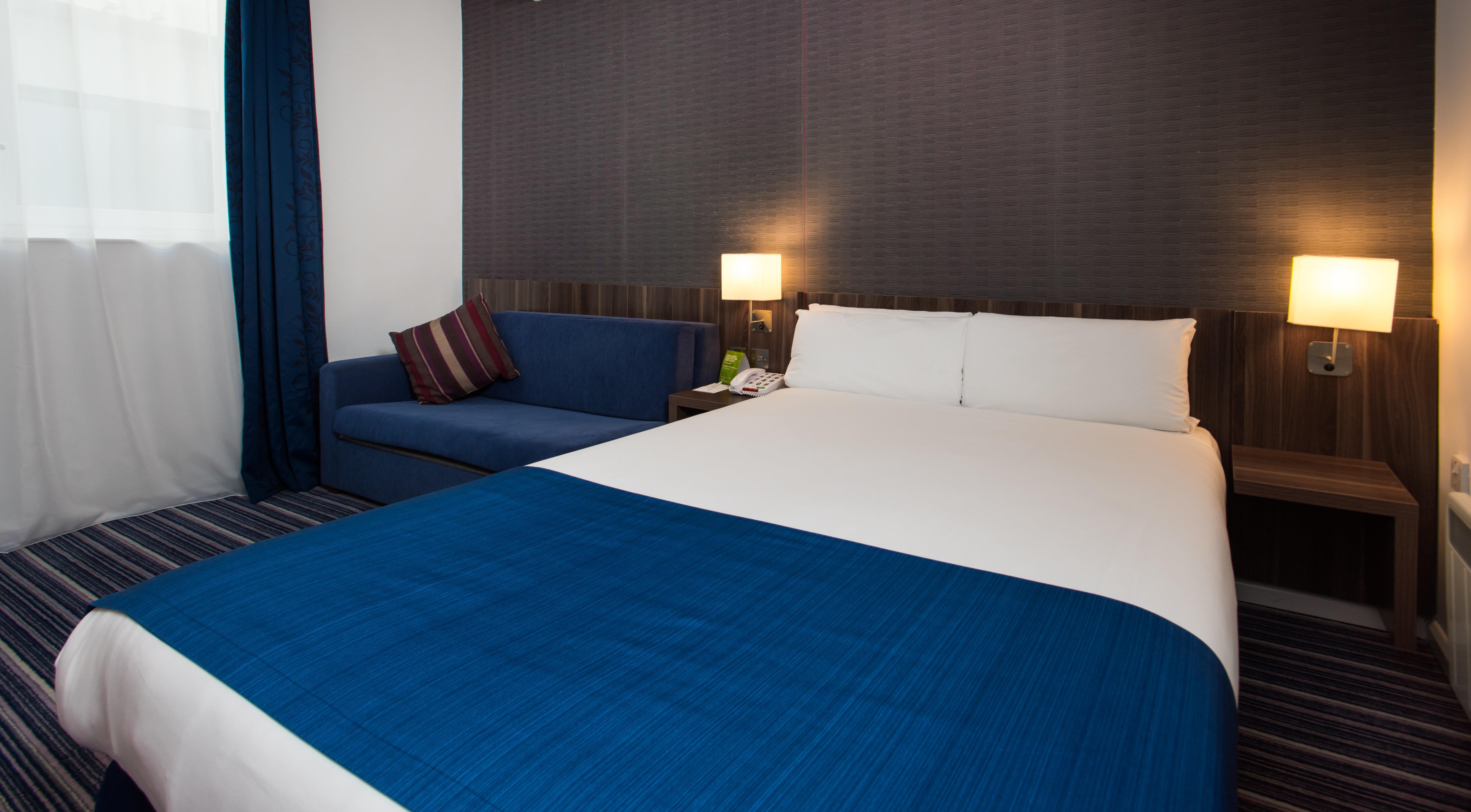 Holiday Inn Express London-Wimbledon-South, An Ihg Hotel Eksteriør billede