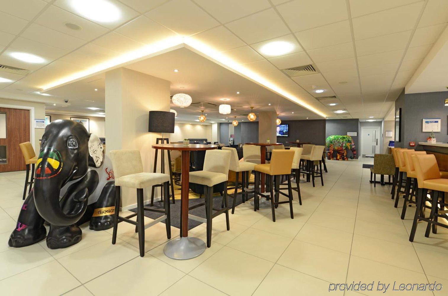 Holiday Inn Express London-Wimbledon-South, An Ihg Hotel Eksteriør billede