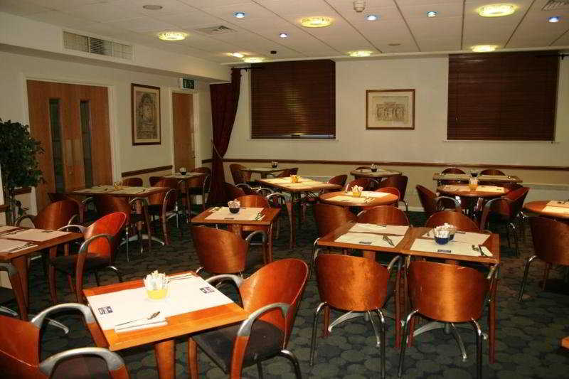 Holiday Inn Express London-Wimbledon-South, An Ihg Hotel Restaurant billede
